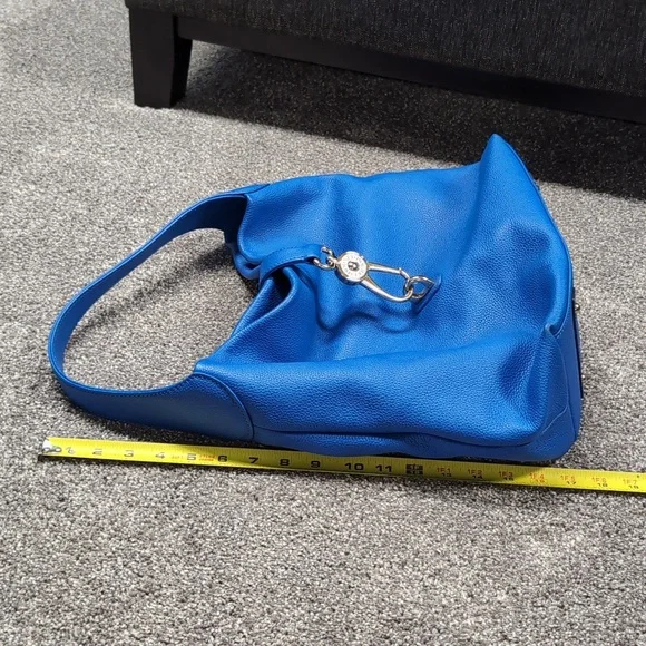 Dooney & Bourke Sorrento Sak - Picture 5 of 15